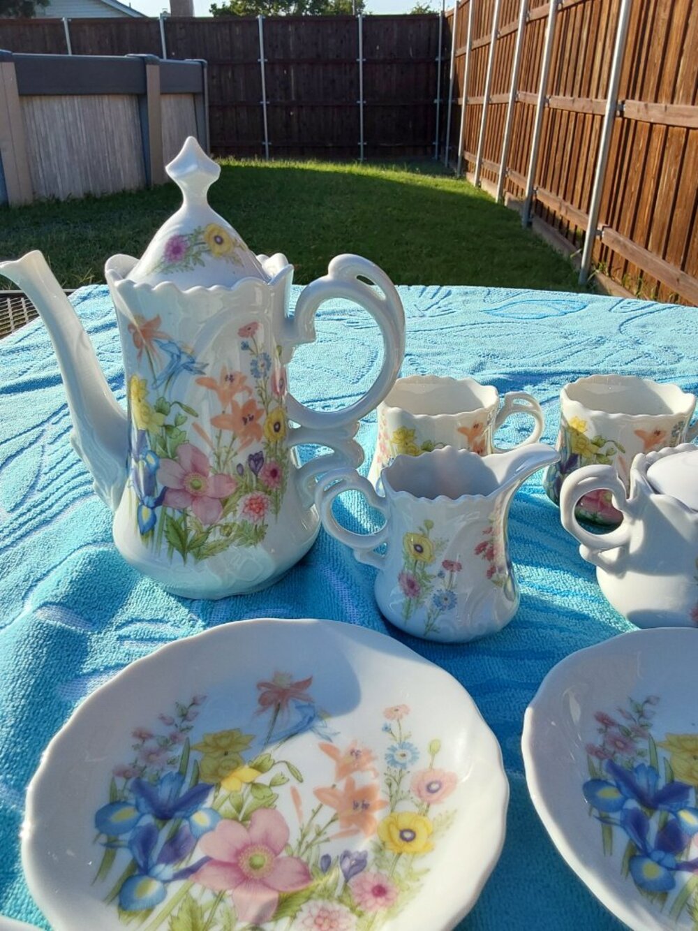 VINTAGE HAND PAINTED FLORAL TEA SERVING SET - Picture 9 of 16